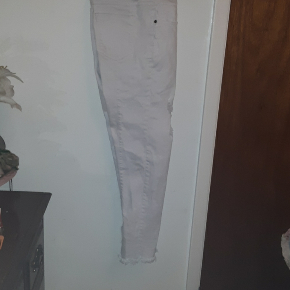 White jeans - Picture 3 of 4